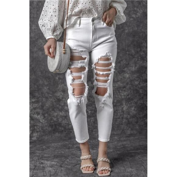 Distressed Jeans with Pockets - Picture 3 of 9